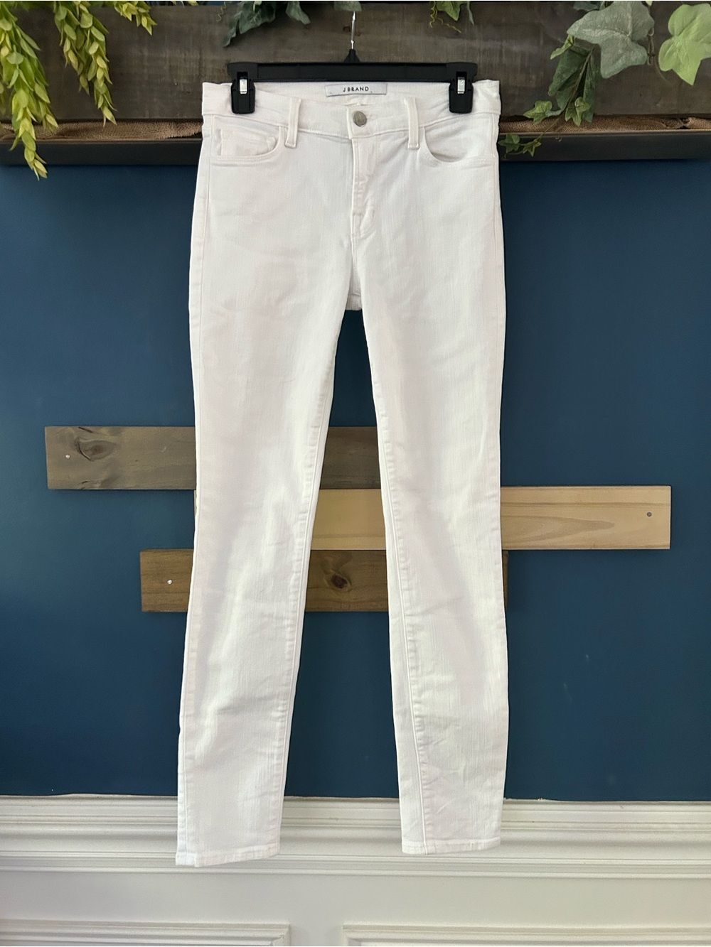 J Brand White Blanc Skinny Jeans Blanc 27 EUC Mid Rise